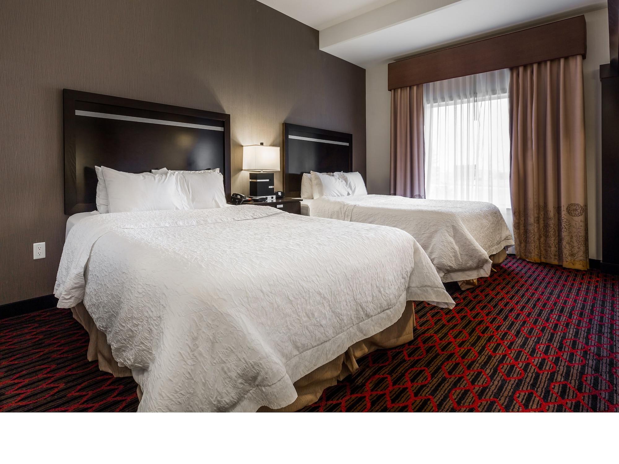 Hampton Inn & Suites By Hilton Lethbridge Exteriér fotografie