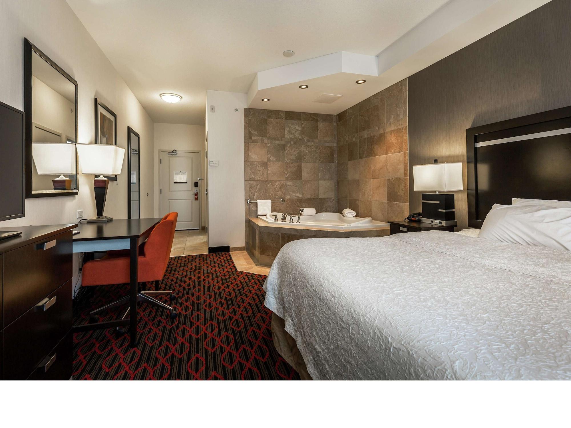 Hampton Inn & Suites By Hilton Lethbridge Exteriér fotografie