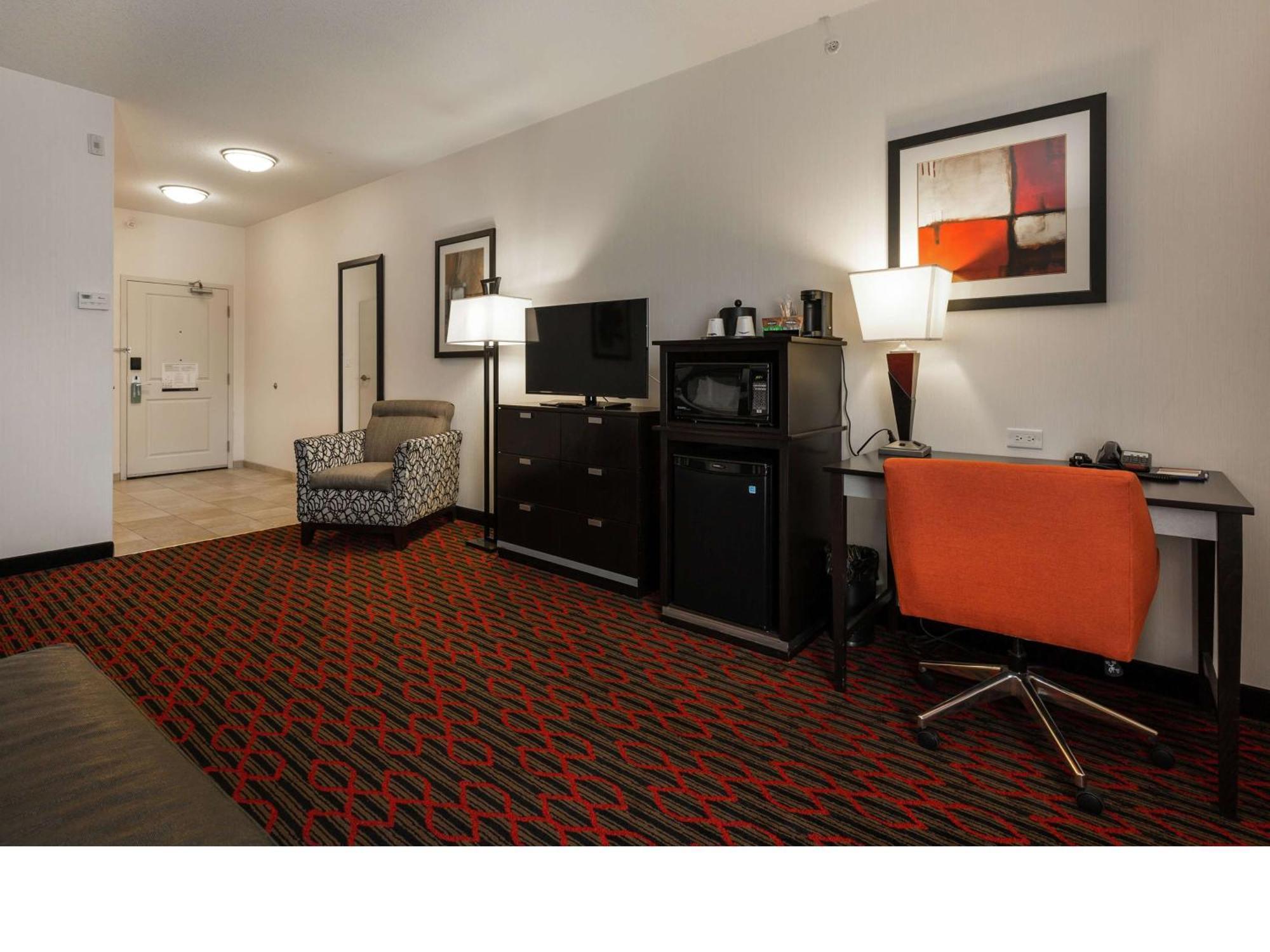 Hampton Inn & Suites By Hilton Lethbridge Exteriér fotografie