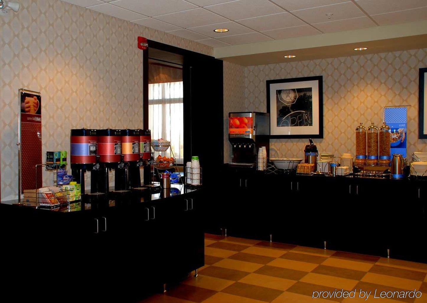 Hampton Inn & Suites By Hilton Lethbridge Restaurace fotografie