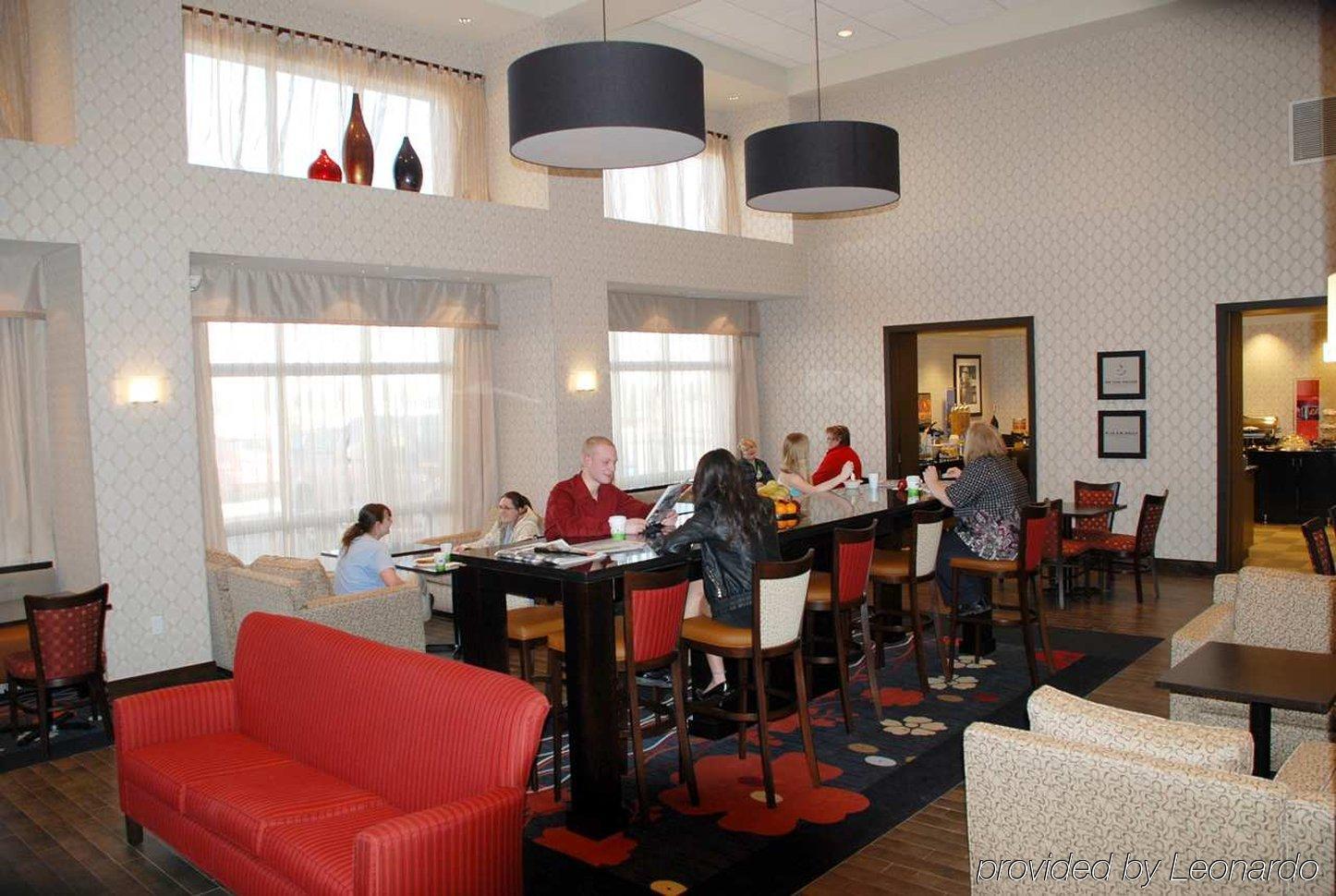 Hampton Inn & Suites By Hilton Lethbridge Restaurace fotografie